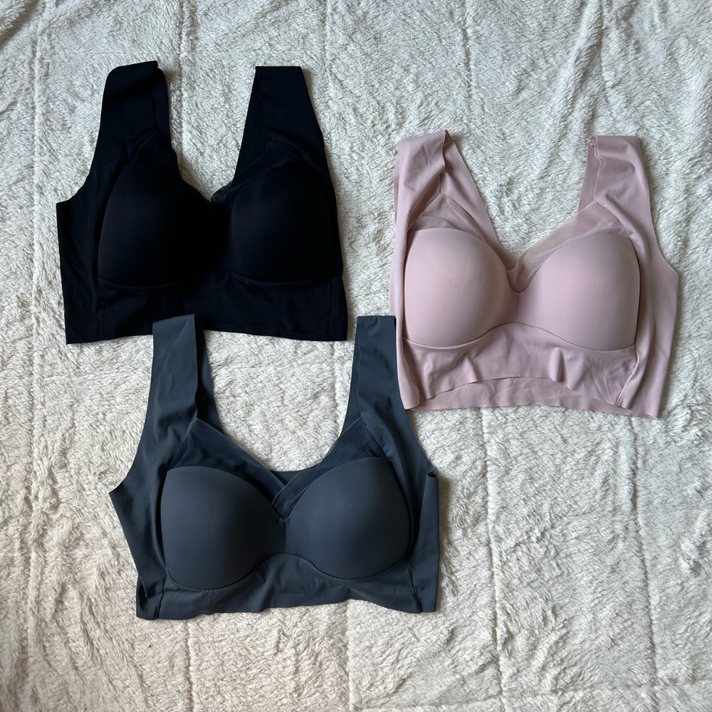 NWOT Bundle of 3 WOWENY Wireless Seamless Mesh Lace Bras